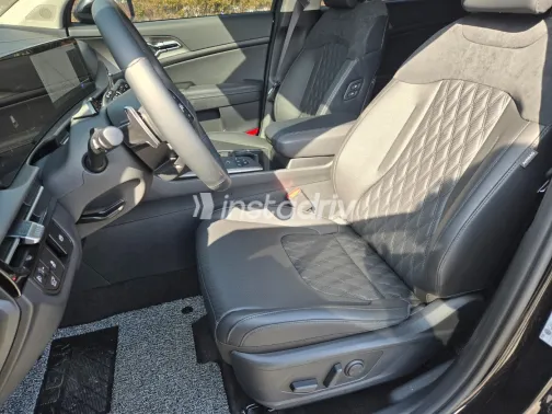 Kia Sportage 2025 White Used for Sale - 9