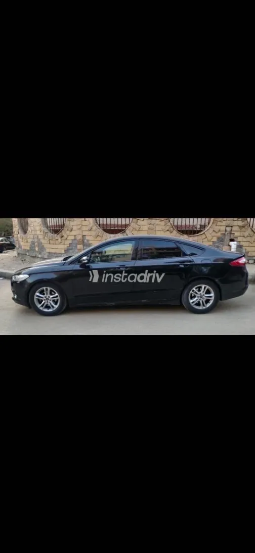 فورد فيوجن 2015 أبيض مستعملة للبيع - 1