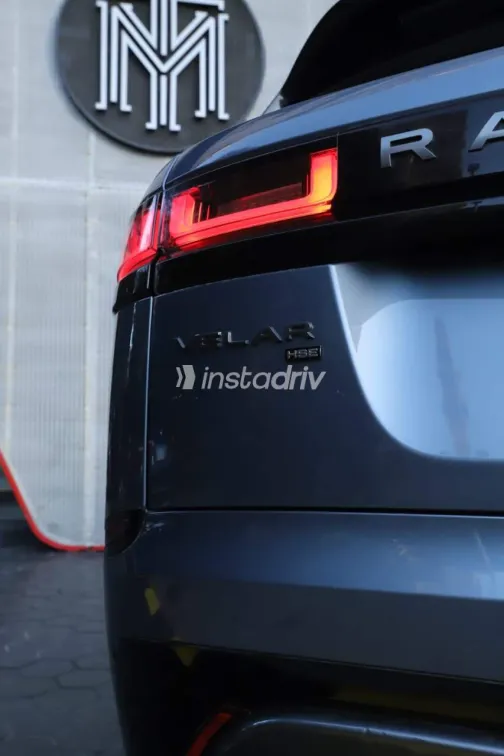 لاند روفر فيلار 2021 أبيض مستعملة للبيع - 4