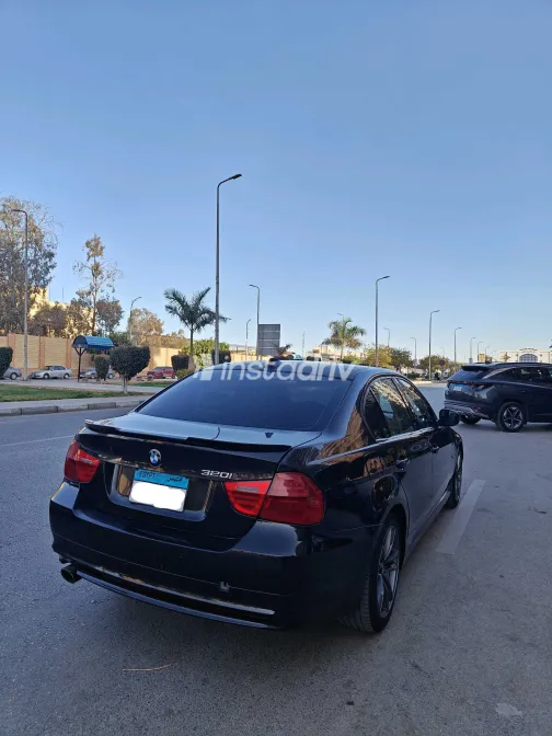 BMW 320 2010 White Used for Sale - 1