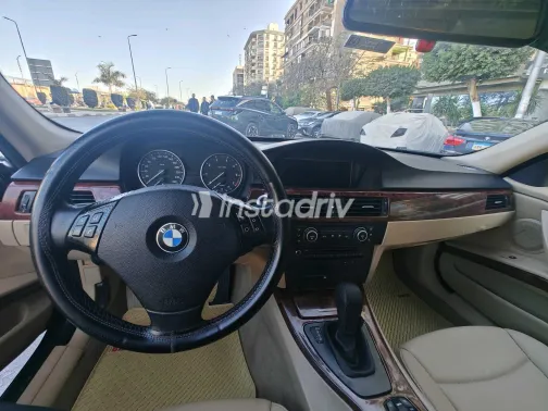 BMW 320 2010 White Used for Sale - 4