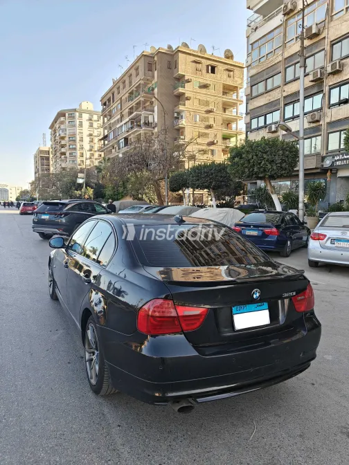 BMW 320 2010 White Used for Sale - 10