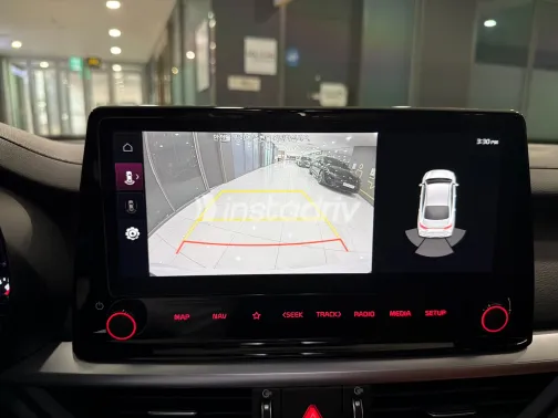 كيا K3 2024 أبيض مستعملة للبيع - 1