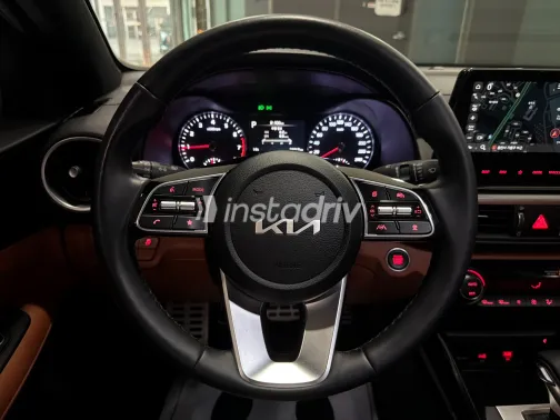 كيا K3 2024 أبيض مستعملة للبيع - 5