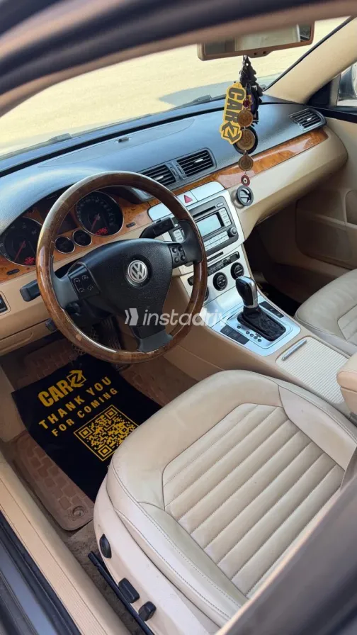 فولكس فاغن باسات 2007 أبيض مستعملة للبيع - 6