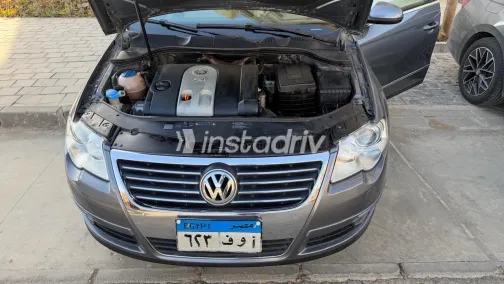 فولكس فاغن باسات 2007 أبيض مستعملة للبيع - 7