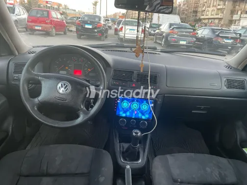 فولكس فاغن جولف 2000 أبيض مستعملة للبيع - 2