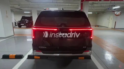 Kia Carnival 2026 White Used for Sale - 6