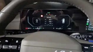 Kia Carnival 2026 White Used for Sale