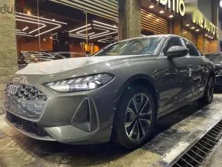 اودي A5 2025 رمادي جديدة للبيع