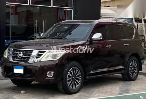 نيسان باترول 2018 بني مستعملة للبيع - 1