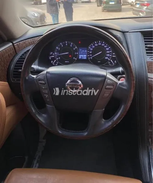 نيسان باترول 2018 بني مستعملة للبيع - 2