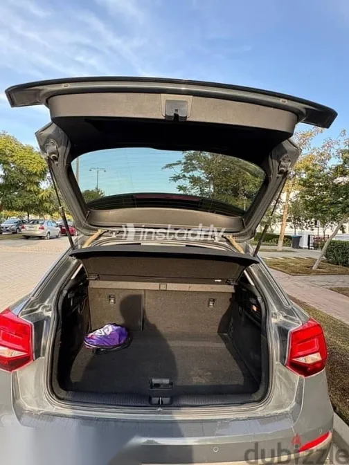 Audi Q2 2020 Gray Used for Sale - 3