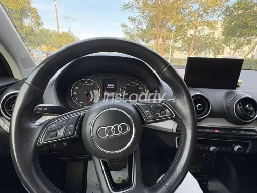Audi Q2 2020 Gray Used for Sale - 5