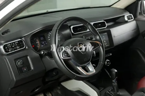 رينو داستر 2023 أبيض مستعملة للبيع - 4