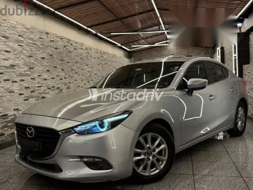 مازدا 3 2018 فضي مستعملة للبيع - 8