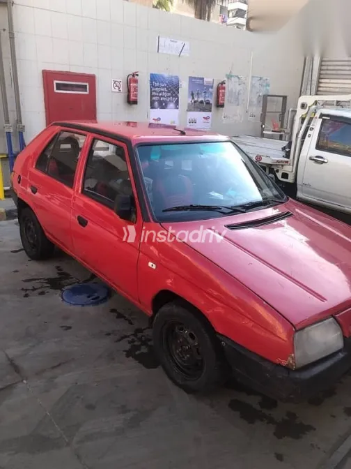 سكودا فيفوريت 1994 أحمر مستعملة للبيع - 2