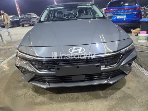 Hyundai Elantra 2025 Gray New for Sale - 5