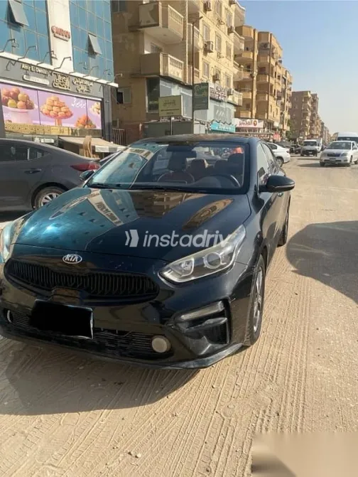 كيا سيراتو 2019 أسود مستعملة للبيع - 2