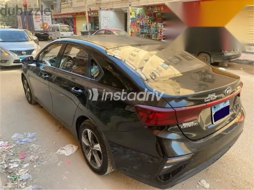 كيا سيراتو 2019 أسود مستعملة للبيع - 3