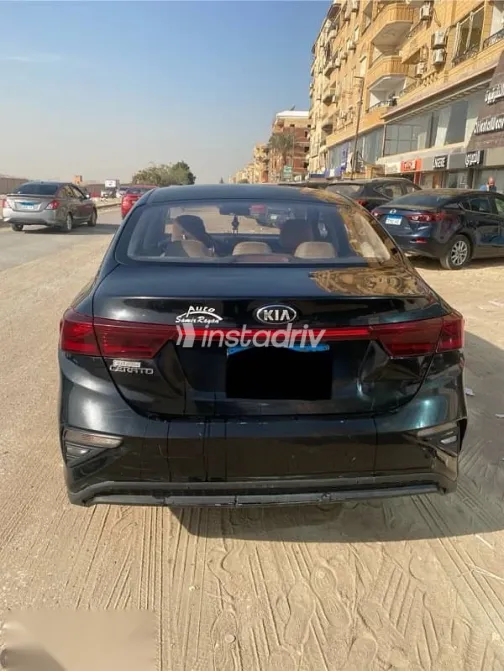 كيا سيراتو 2019 أسود مستعملة للبيع - 4