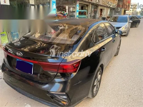 كيا سيراتو 2019 أسود مستعملة للبيع - 6