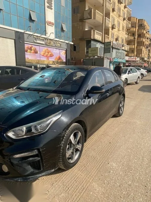 كيا سيراتو 2019 أسود مستعملة للبيع - 8