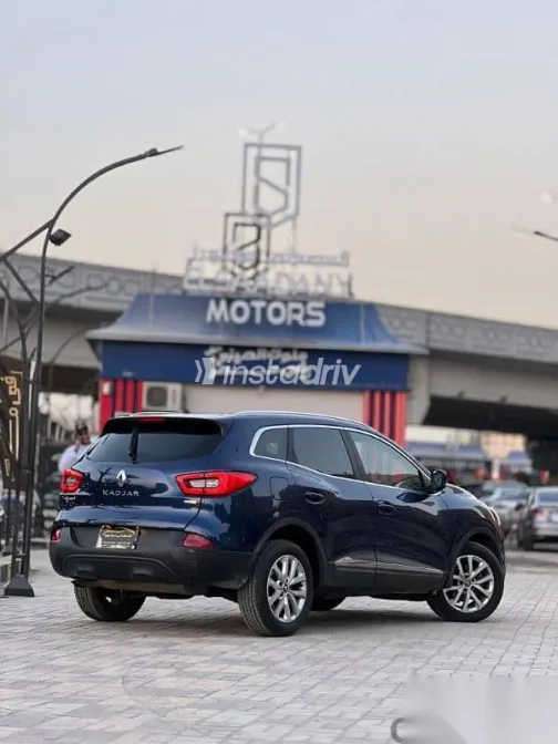 رينو كادجار 2019 أزرق غامق مستعملة للبيع - 3