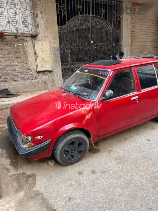 مازدا 323 1981 أحمر مستعملة للبيع - 2
