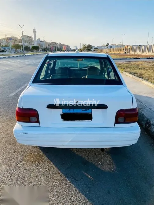 كيا برايد 1999 أبيض مستعملة للبيع - 2