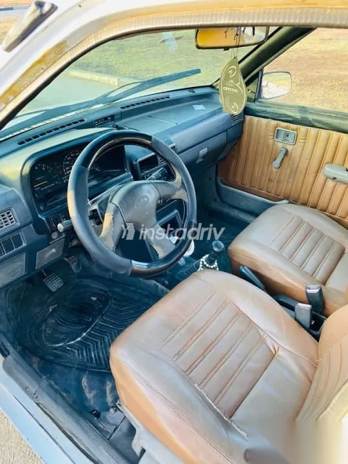 كيا برايد 1999 أبيض مستعملة للبيع - 6