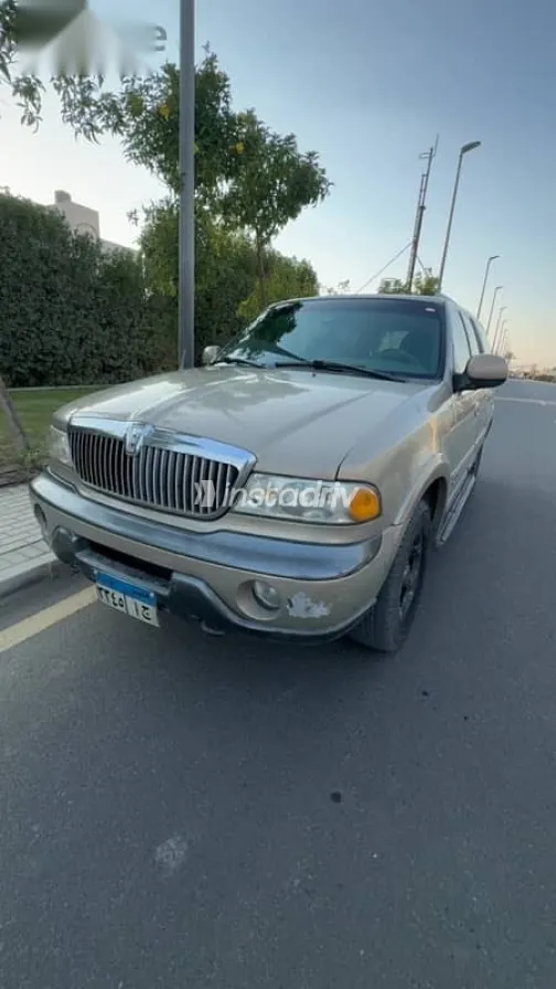 لينكولن نافيجاتور 1998 بيج مستعملة للبيع - 3