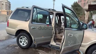 لينكولن نافيجاتور 1998 بيج مستعملة للبيع