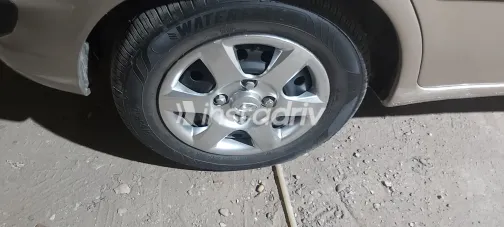 Hyundai Matrix 2006 White Used for Sale - 5