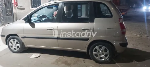 Hyundai Matrix 2006 White Used for Sale - 8