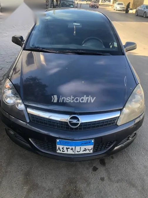 اوبل أسترا 2008 أزرق غامق مستعملة للبيع - 2