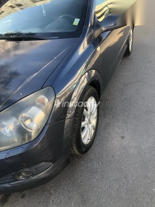 اوبل أسترا 2008 أزرق غامق مستعملة للبيع - 4