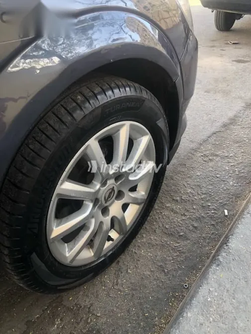 اوبل أسترا 2008 أزرق غامق مستعملة للبيع - 7