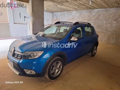 رينو سانديرو 2020 أزرق غامق مستعملة للبيع - 6