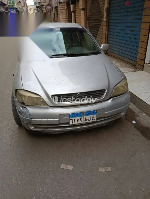 اوبل أسترا 2001 فضي مستعملة للبيع - 3