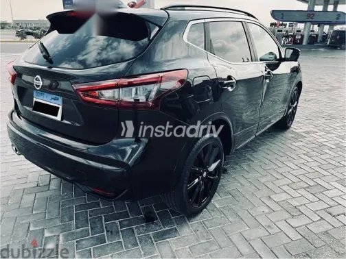 نيسان قشقاي 2021 أسود مستعملة للبيع - 8