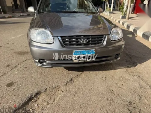 هيونداي فيرنا 2008 رمادي مستعملة للبيع - 3