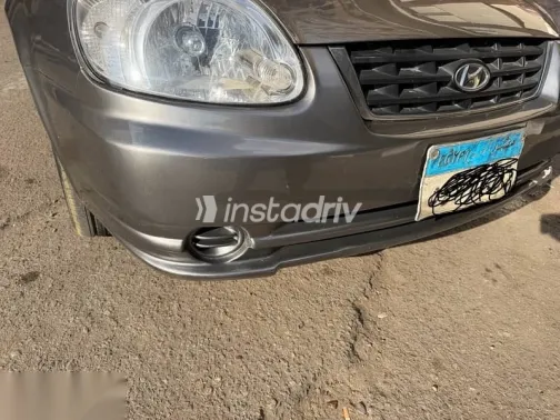 هيونداي فيرنا 2008 رمادي مستعملة للبيع - 4