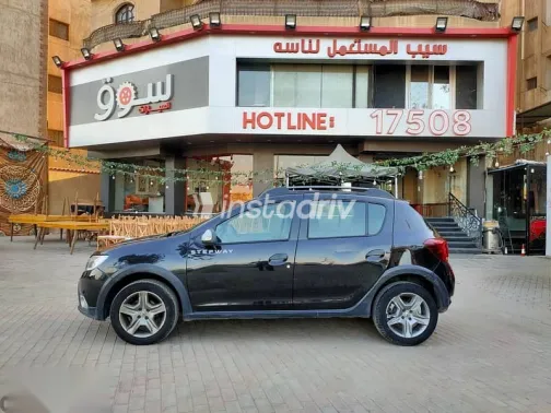 رينو سانديرو 2019 أسود مستعملة للبيع - 2