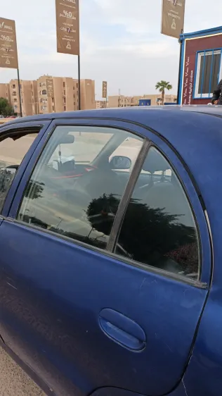 هيونداي اكسنت 2001 أبيض مستعملة للبيع