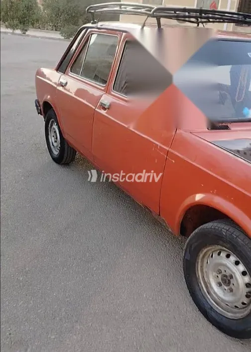 فيات 128 1979 أحمر مستعملة للبيع - 4