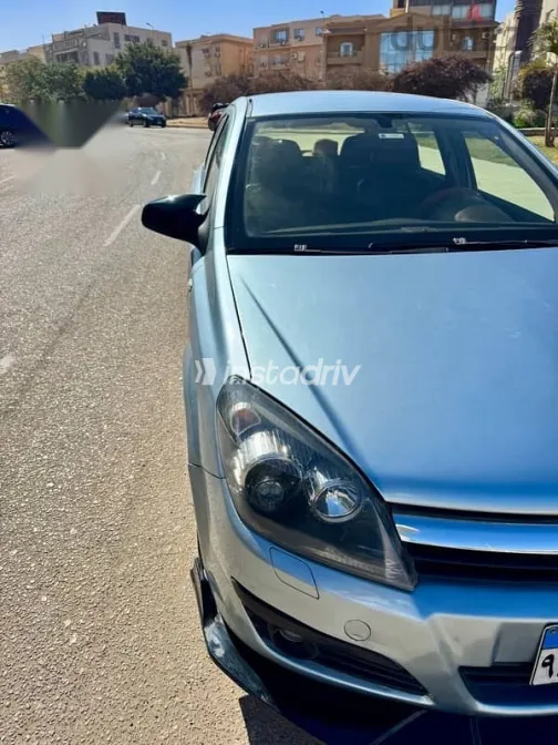 Opel Astra 2007 Gray Used for Sale - 1