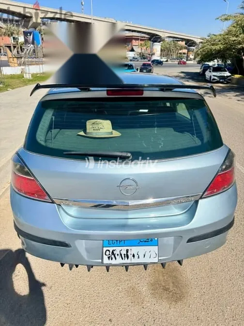 Opel Astra 2007 Gray Used for Sale - 3