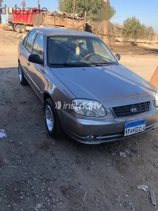 هيونداي فيرنا 2008 ذهبي مستعملة للبيع - 4