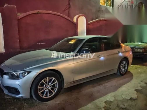 بي ام دبليو 318 2019 فضي مستعملة للبيع - 2
